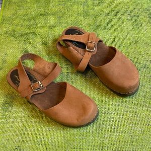 Lotta From Stockholm Wood Brown Clogs in Oiled Nubuck Leather Size 39